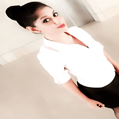 model escort khushi